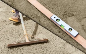 【DIYできる】人工芝の下地の種類や整地の手順を徹底解説！