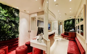 クリニックには人工壁面緑化をおすすめ！得られるメリットを紹介