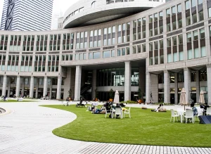 新宿都庁前都民広場