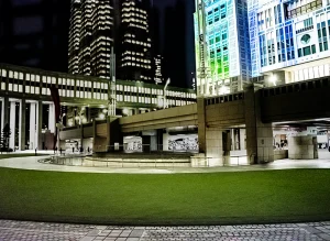 新宿都庁前都民広場